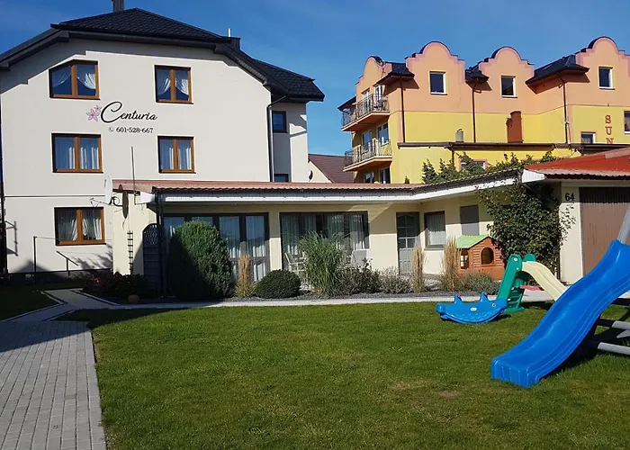 Centuria Domek Letniskowy